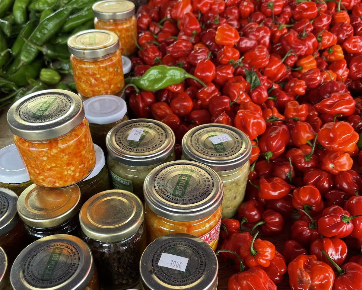 Les marchés forains et couverts de La Réunion